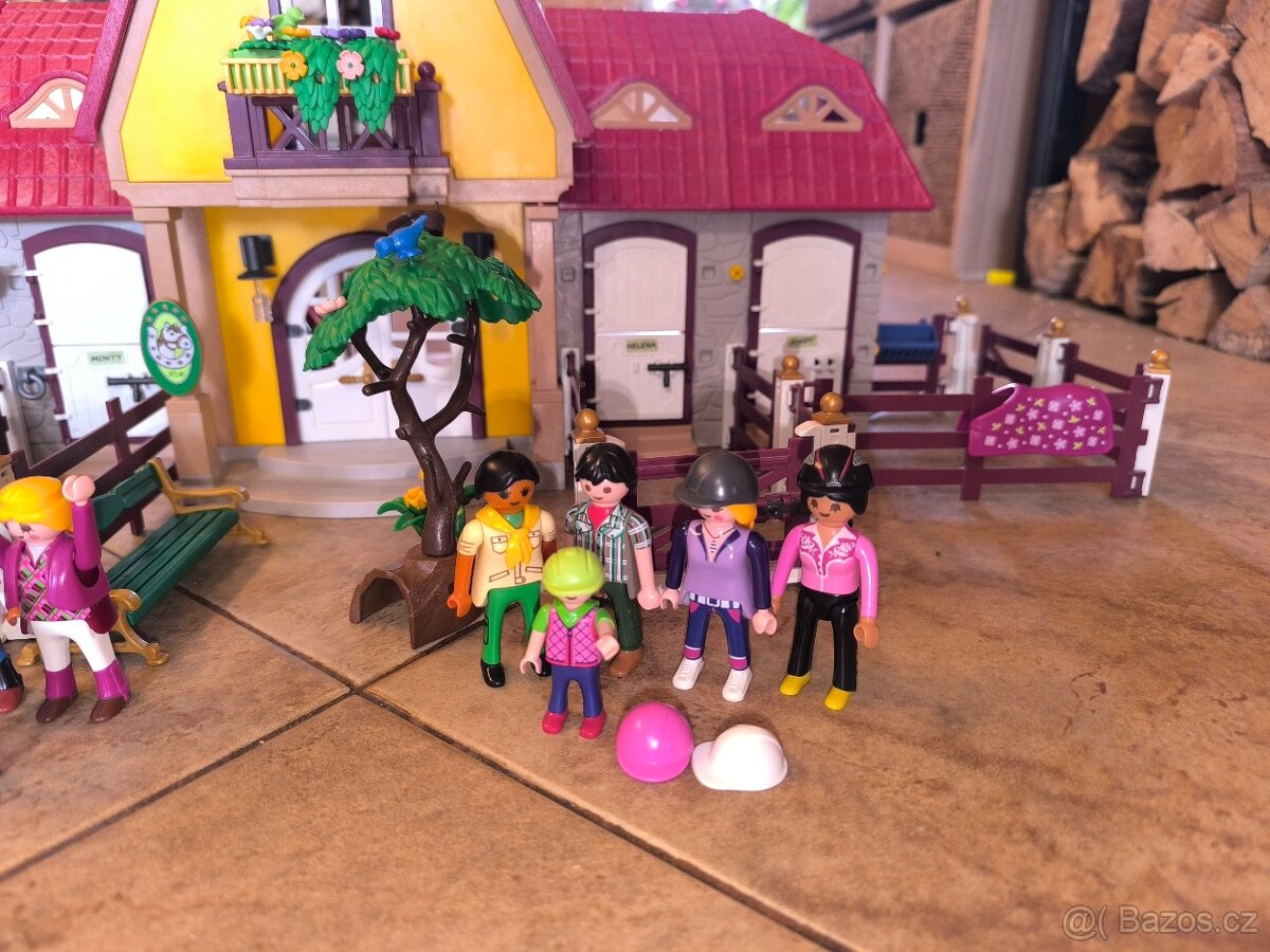 Playmobil 5221 koňská stáj - 2