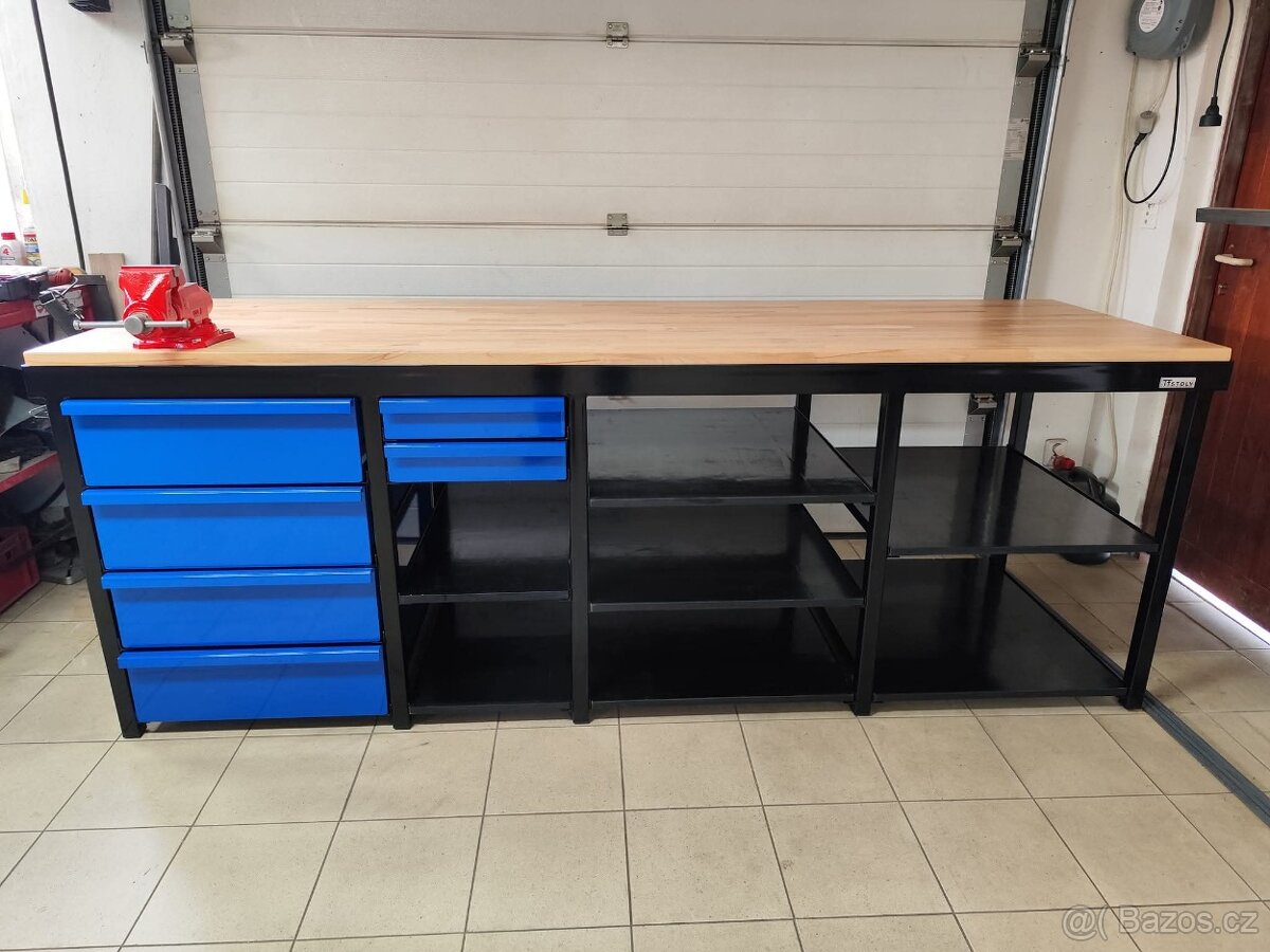 Dílenský/ pracovní stůl / ponk - 2