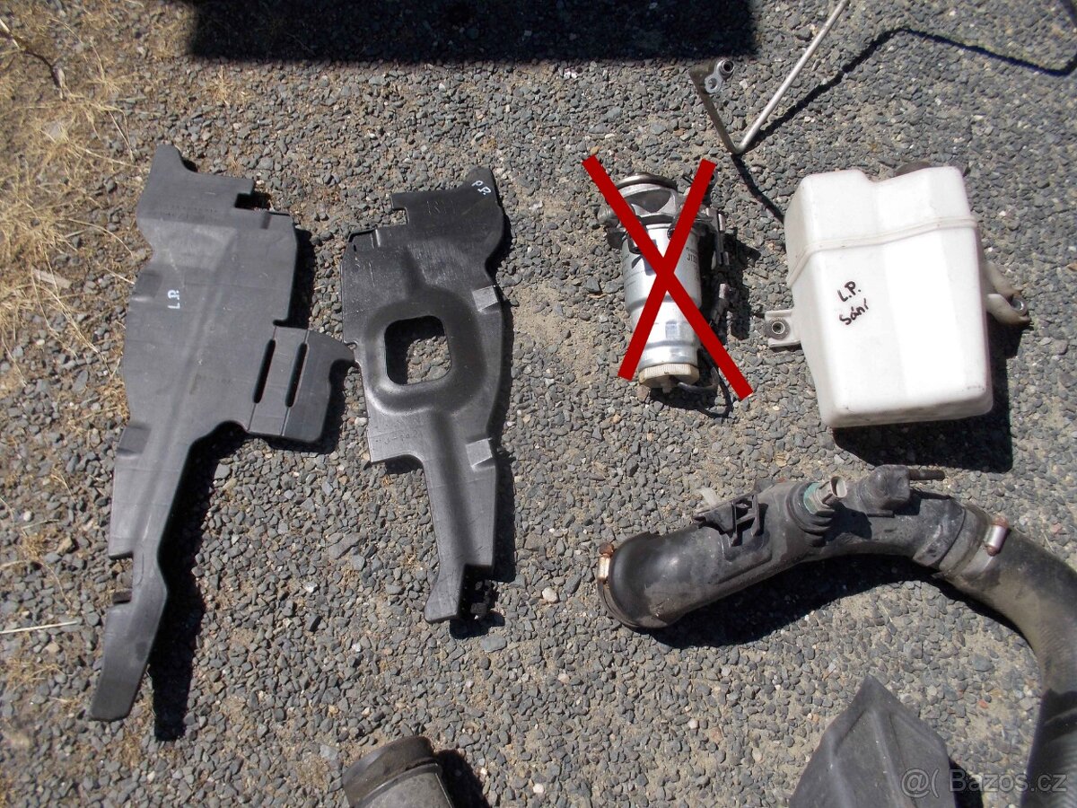 Díly Rav4 2.2D 130kw 06-10 č.1 - 2