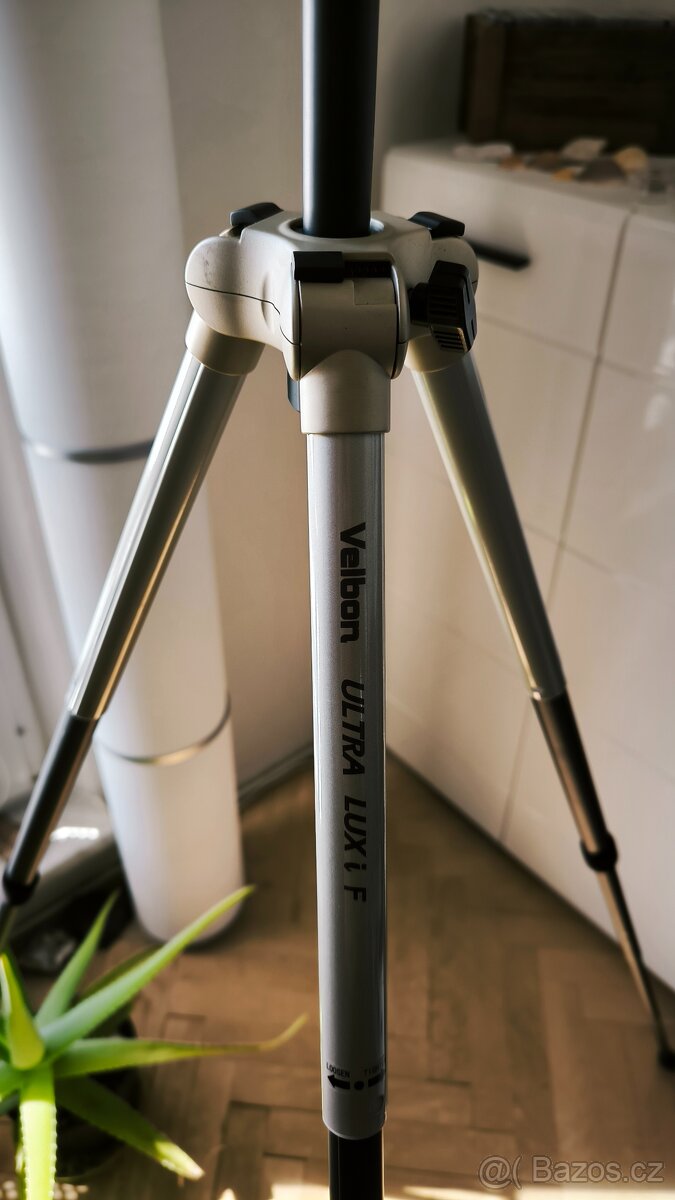 stativ Velbon ULTRA LUX i F - 2