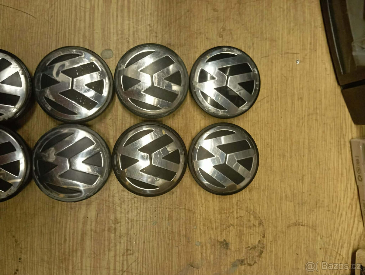 12 X STŘEDOVÉ POKLIČKY ORIGINÁL VW - 2