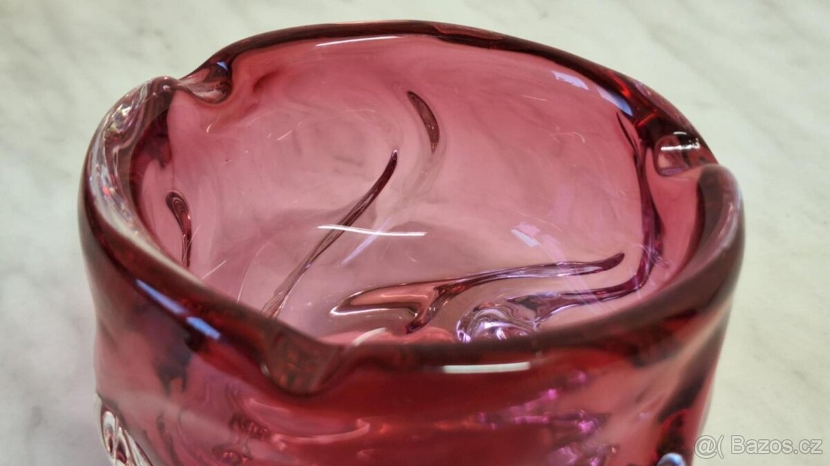 MASIVNÍ RŮŽOVÝ POPELNÍK STARÉ HUTNÍ SKLO. TOP STAV. - 2