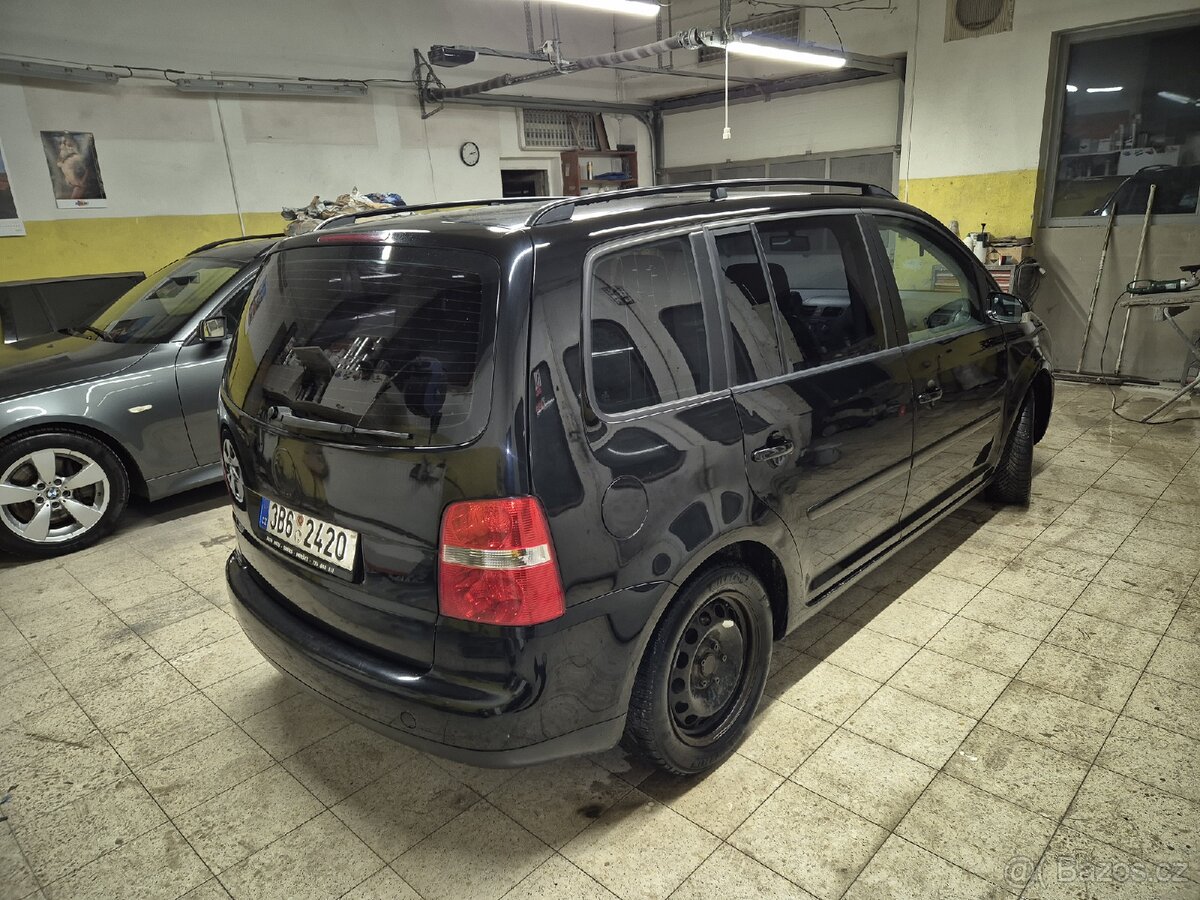 VW Touran 1.9 tdi 77kw - 2