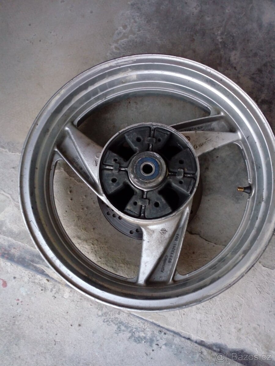 Zadní kolo 17" Kawasaki ZZR. - 2