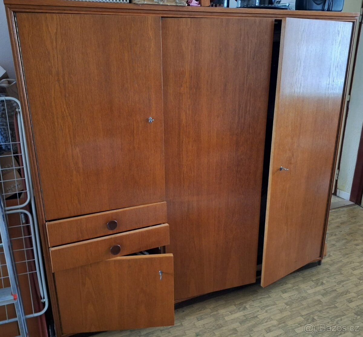 RETRO skříň + skříňka - 2