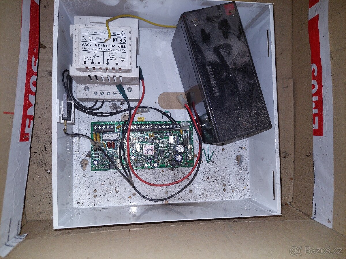 Zabezpečovací zařízení Paradox - 2