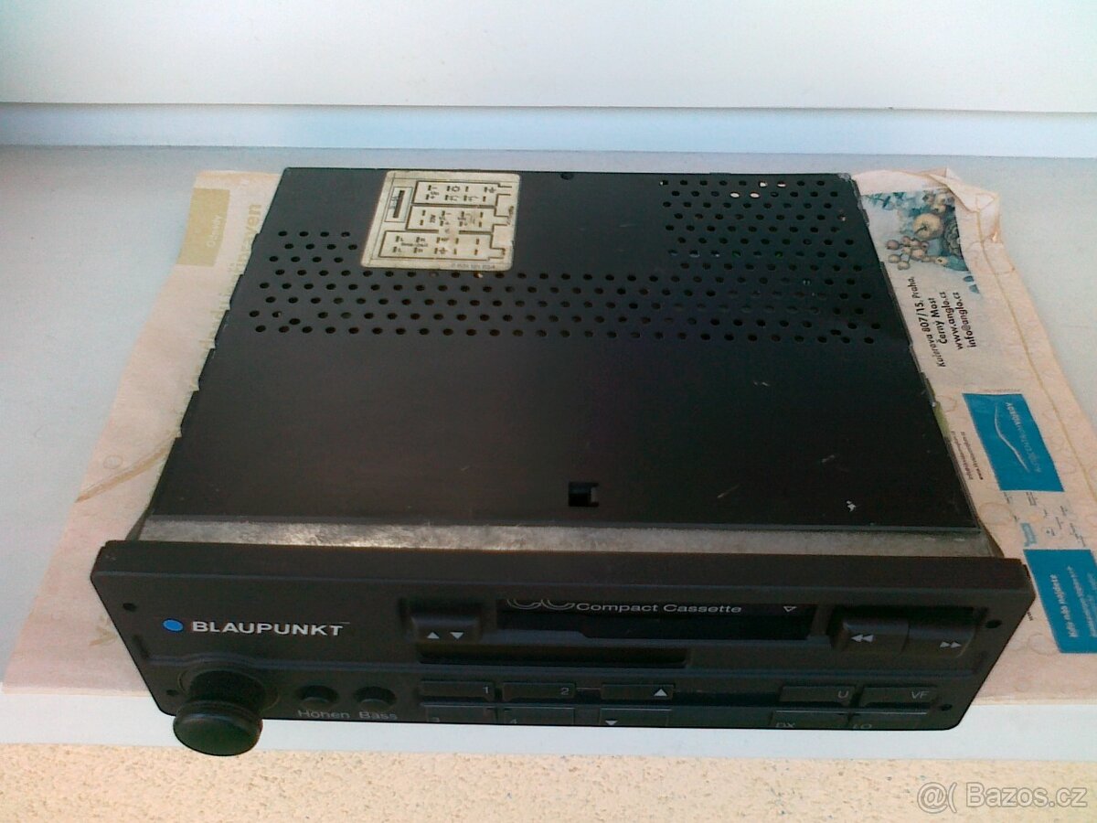 Prodám autorádio BLAUPUNKT-- - 2