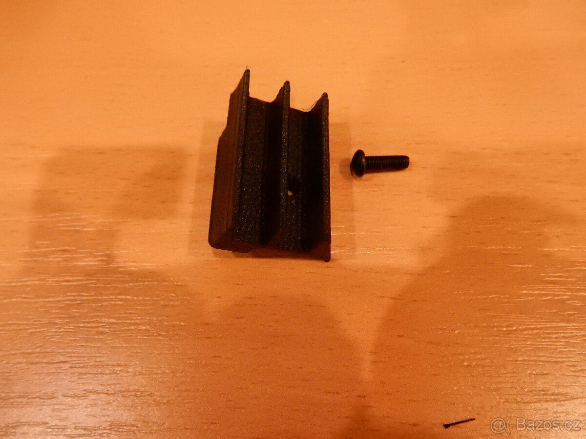 Prodám držáky bitů k aku nářadí Dewalt - 2