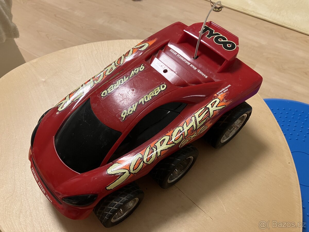 Tyco Scorcher 6x6 RC retro hracka - 2