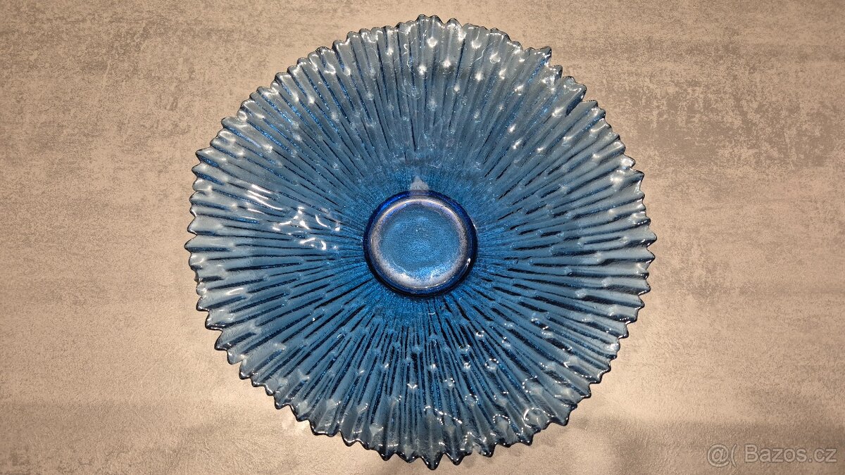 Mísa z modrého skla - 2