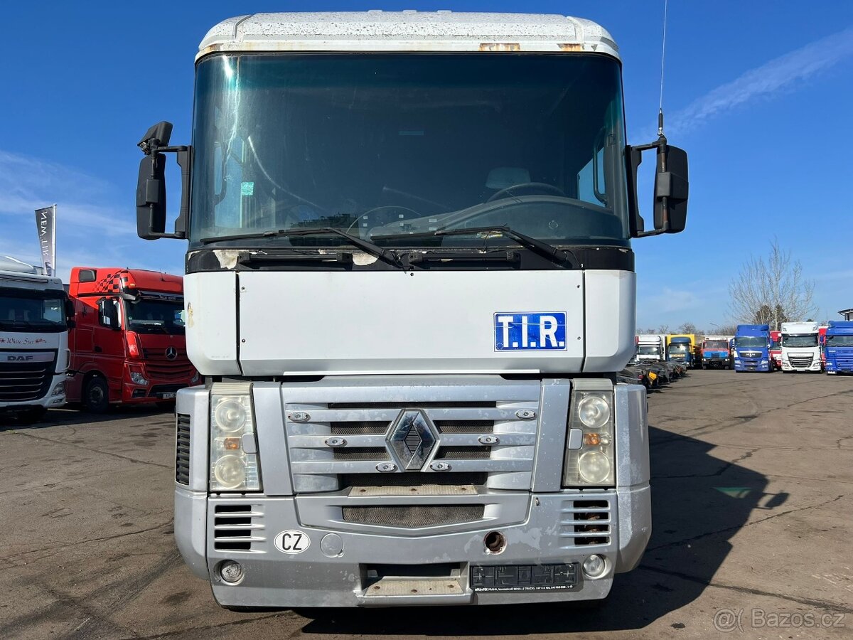 Renault MAGNUM 6x2 440 E-TECH MANUÁL EURO III - 2
