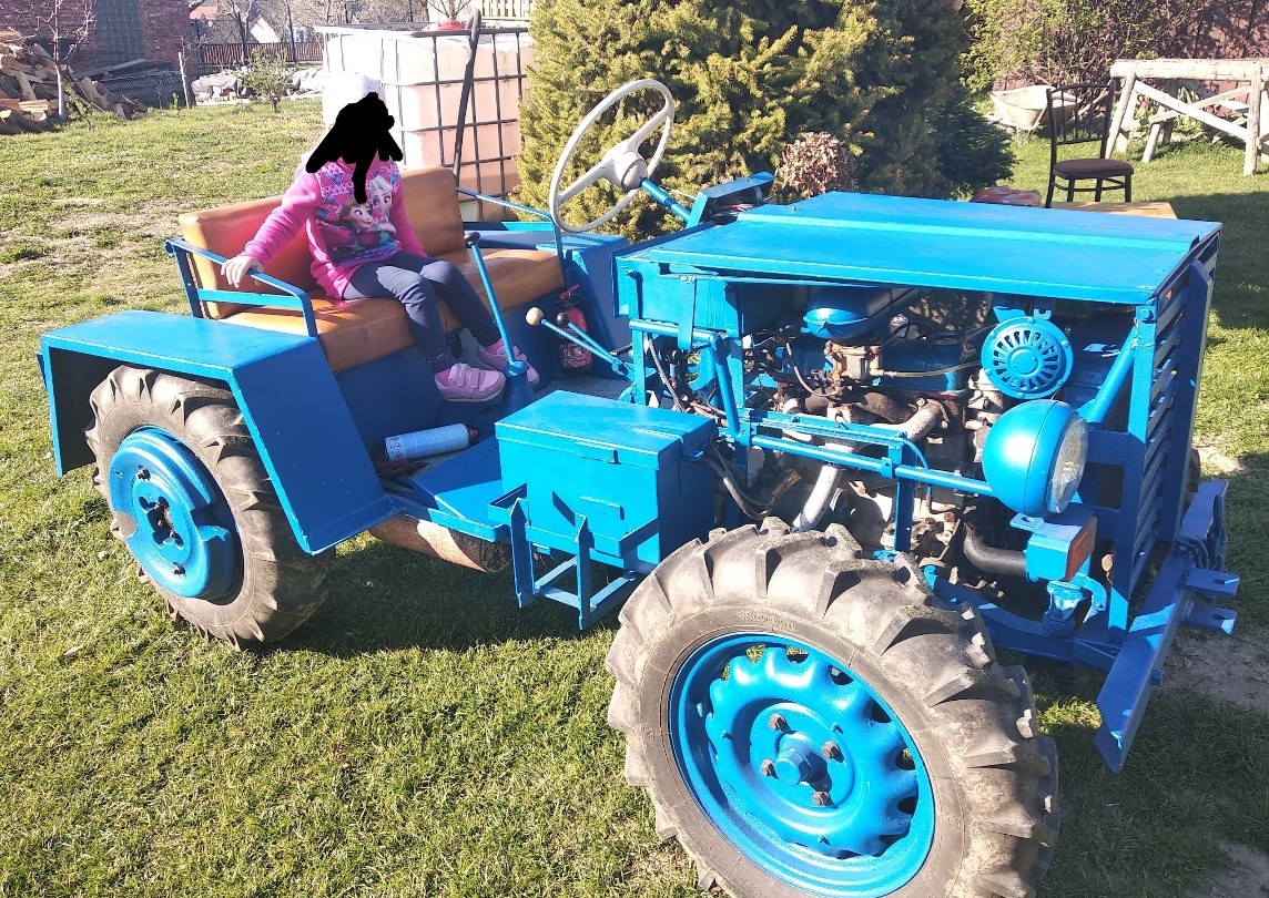 Malotraktor domácí výroby - 2