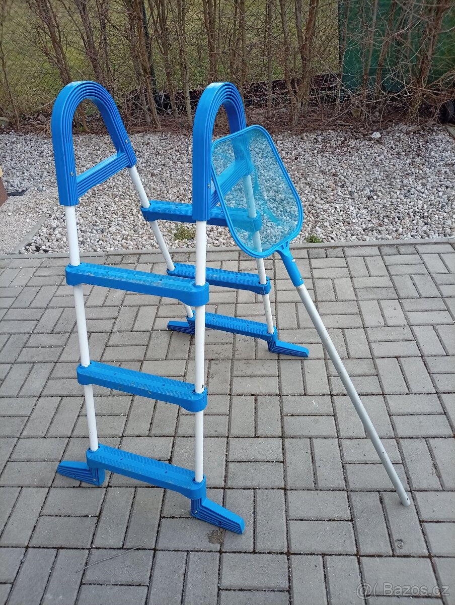 Žebřík do bazenu - 2