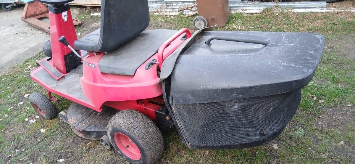 Zahradní rider Countax 30 - 2