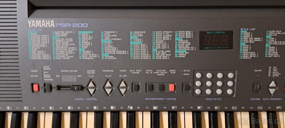 Piáno - Yamaha PSR-200 - 2