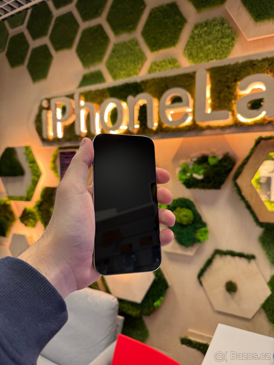 iPhone 16 Pro 128GB White Titanium - 2