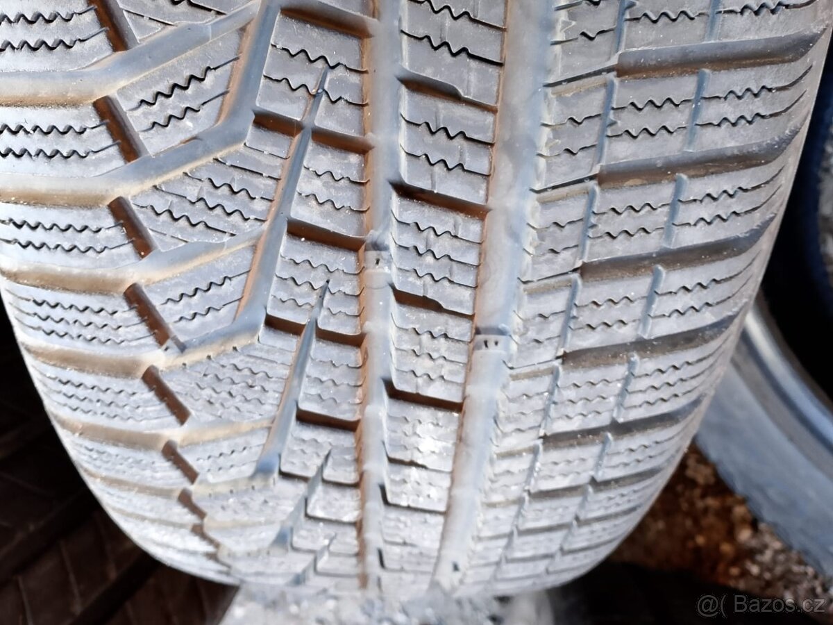 195/65/15 205/55/17 205/40/18 235/45/18 245/40/18 kusovka - 2