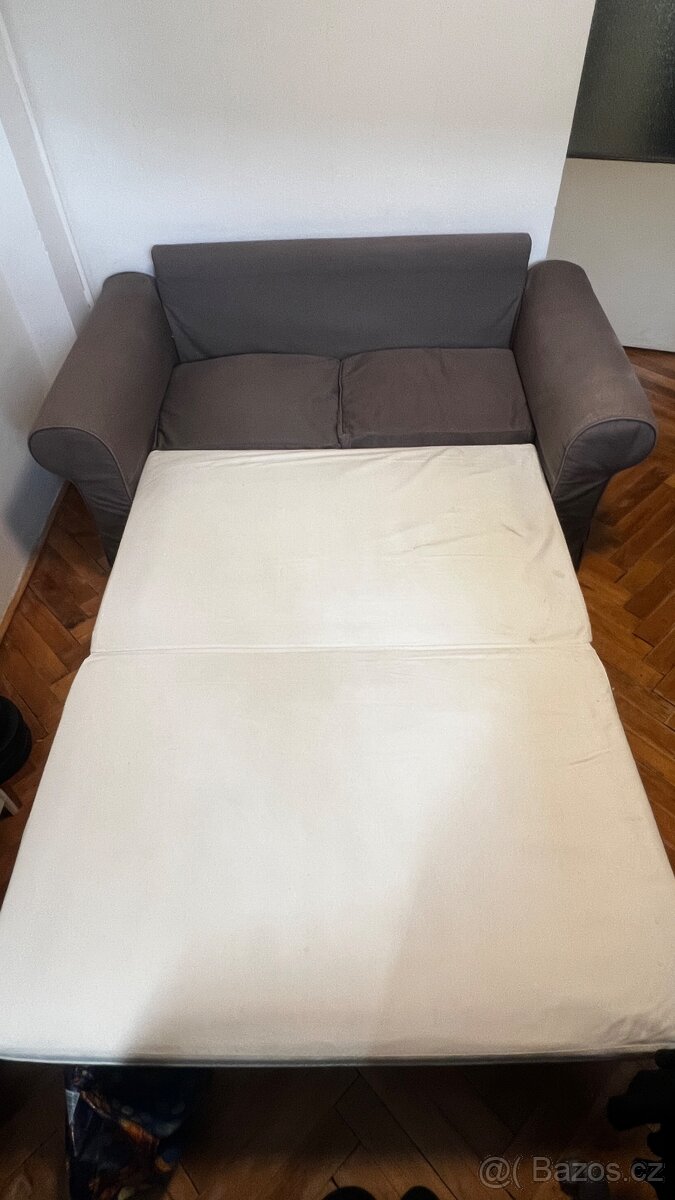 Pohovka IKEA - 2