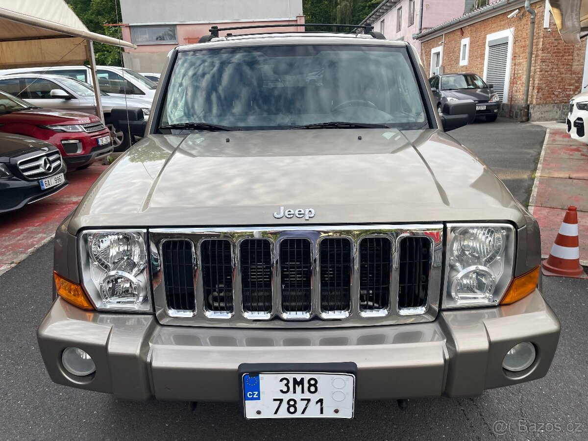 Prodám Jeep Commander 4,7 V8 AT - 2