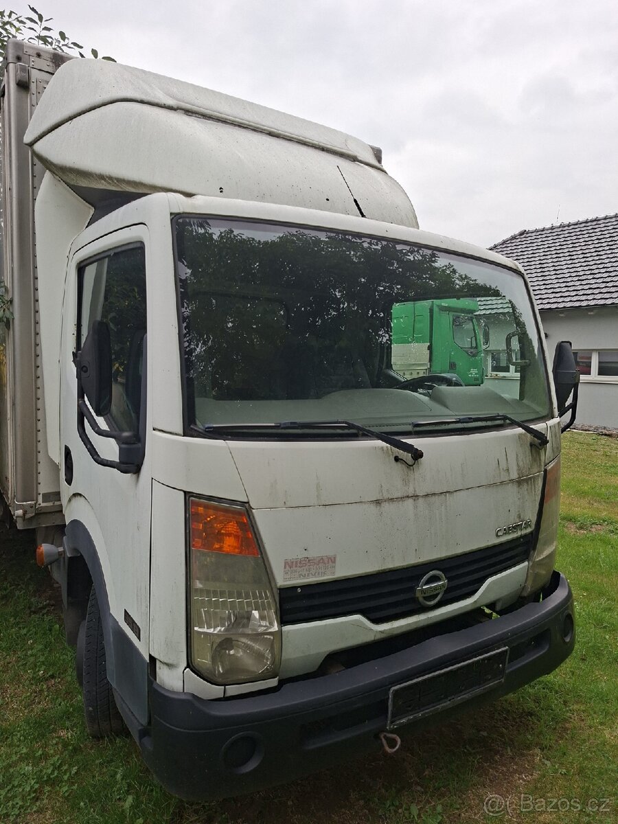 NISSAN CAPSTAR - 2
