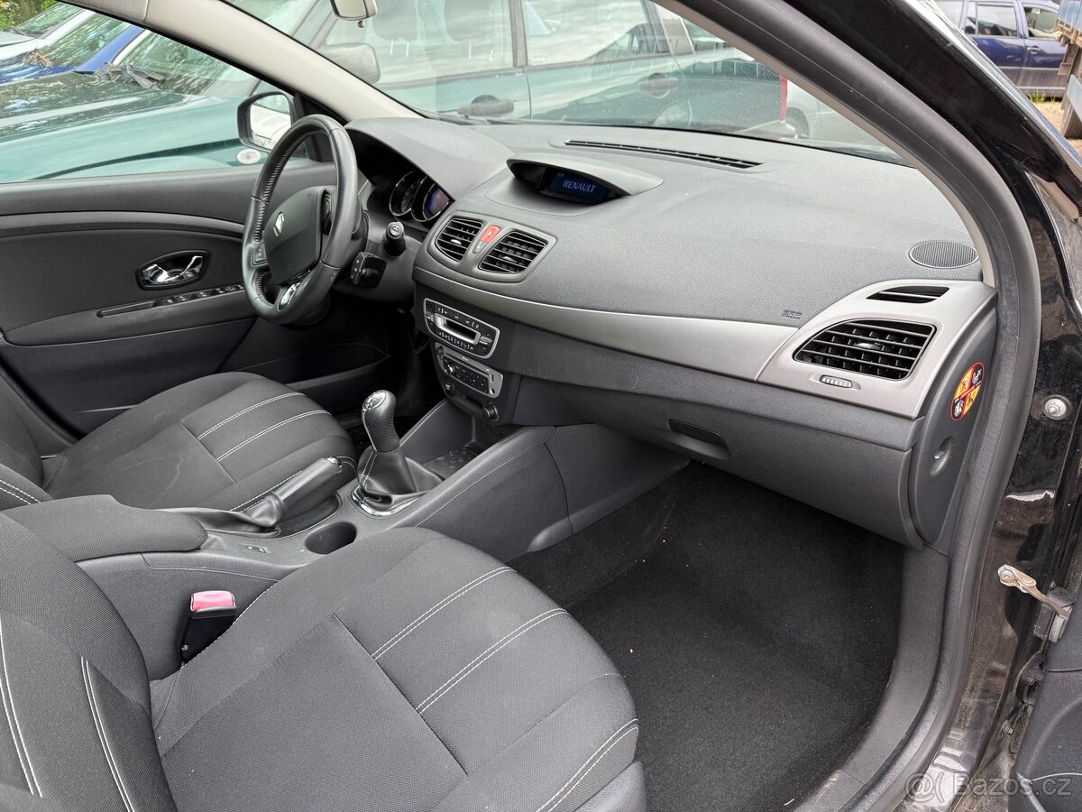 Renault Fluence - 2