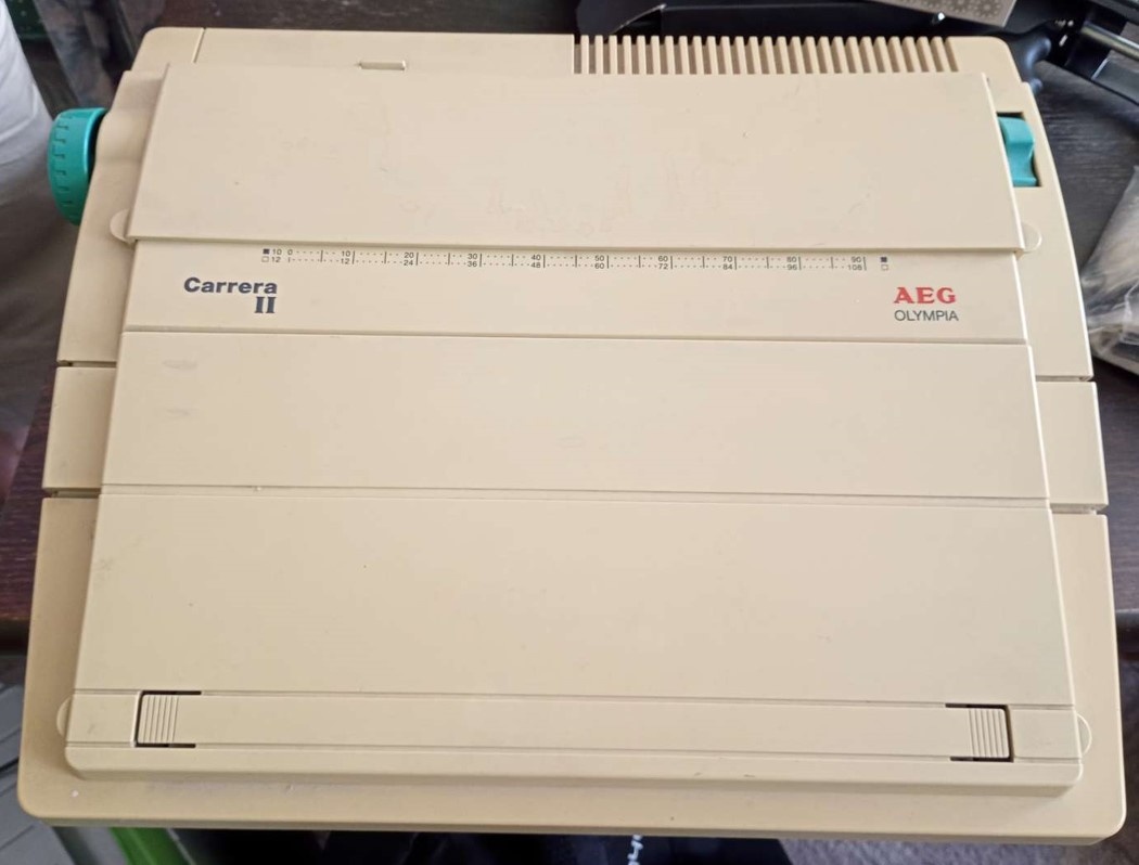 AEG Olympia Carrera II - elektrický psací stroj - 2