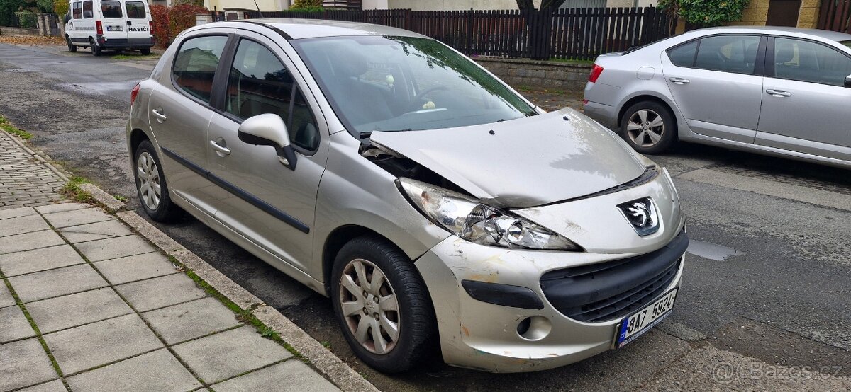 Peugeot 207 - 2