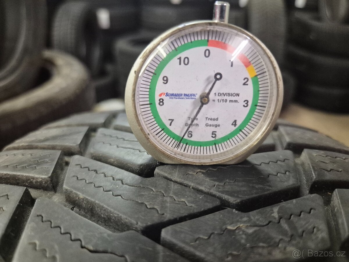 225/65 R16c BRIDGESTONE (5mm) č.16356 - 2