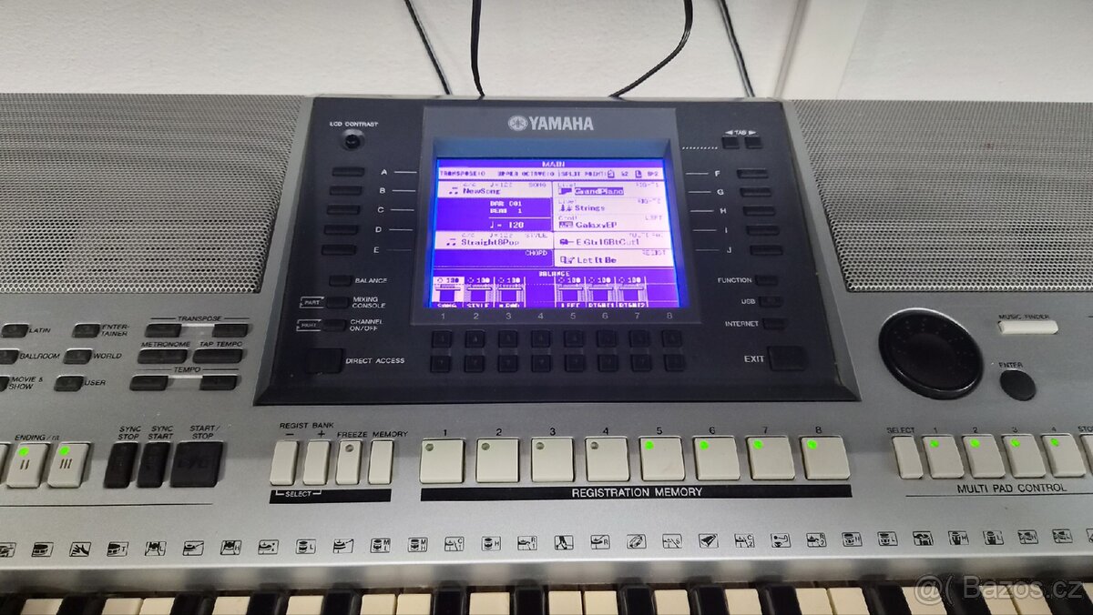 Prodám Yamaha psr-s700 - 2