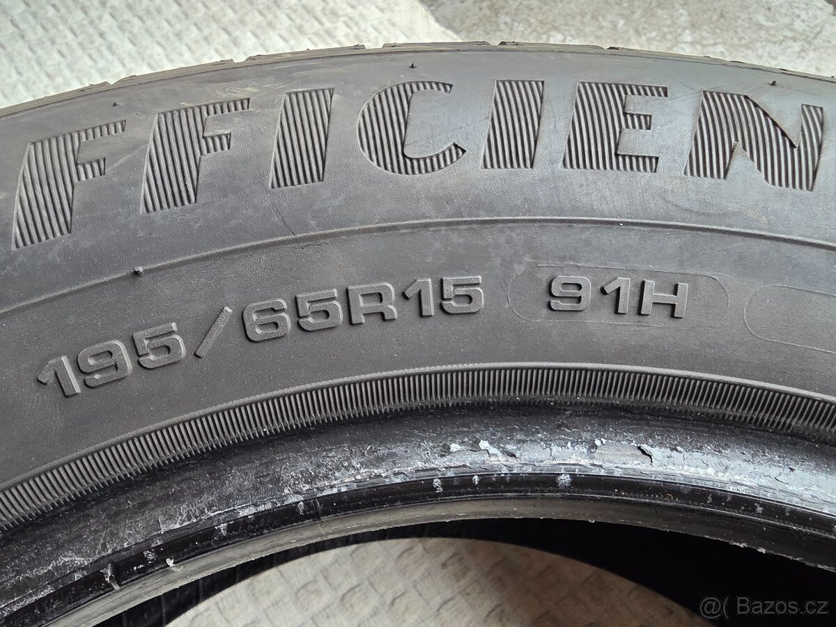 Pneu GoodYear 195/65 R15 - 2