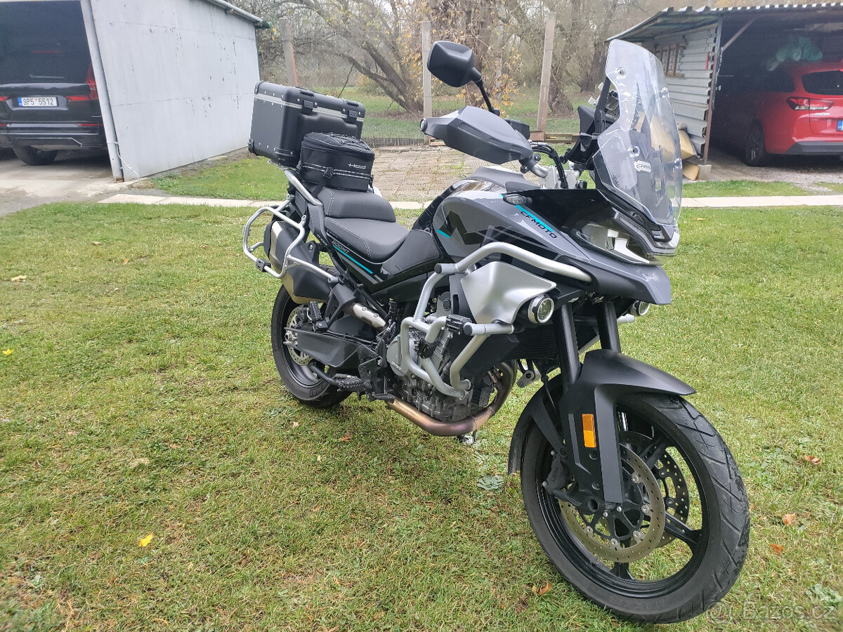 CF MOTO 800 MT SPORT
