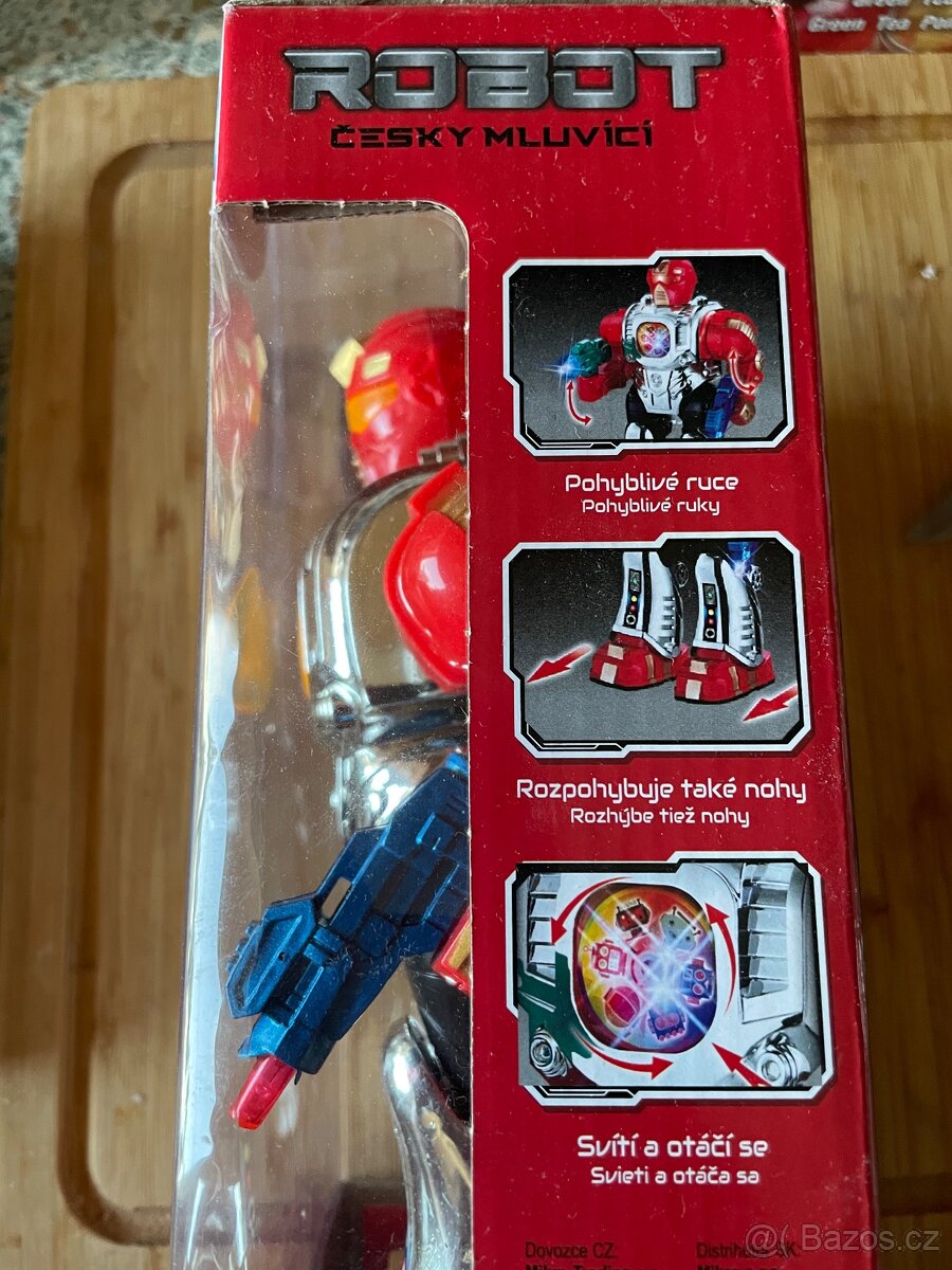 Roboti - mluví, svítí, otáčí se, české - 2
