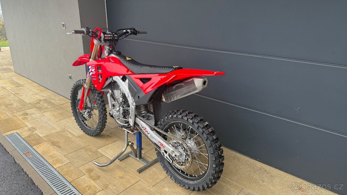 Honda CRF 450\r 2025