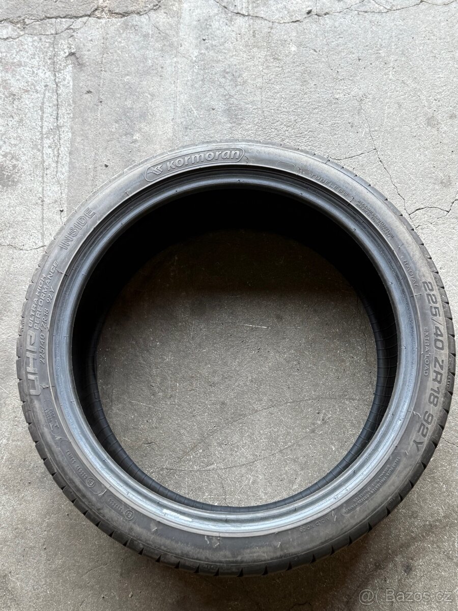 225 / 40 ZR18 92Y kormorán - 2