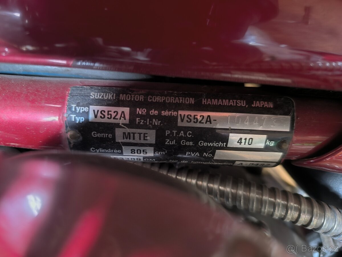 Suzuki Intruder 800 - 2