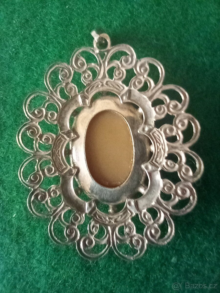 Velká starožitná kamej ve stříbře - přívěsek - 2