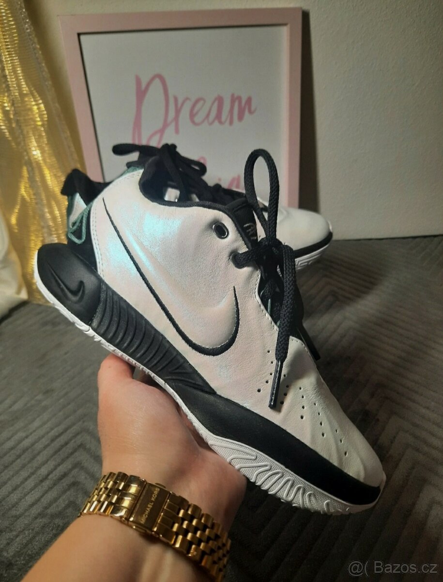 Nike LeBron, v. Eur 37,5, NOVÉ - 2