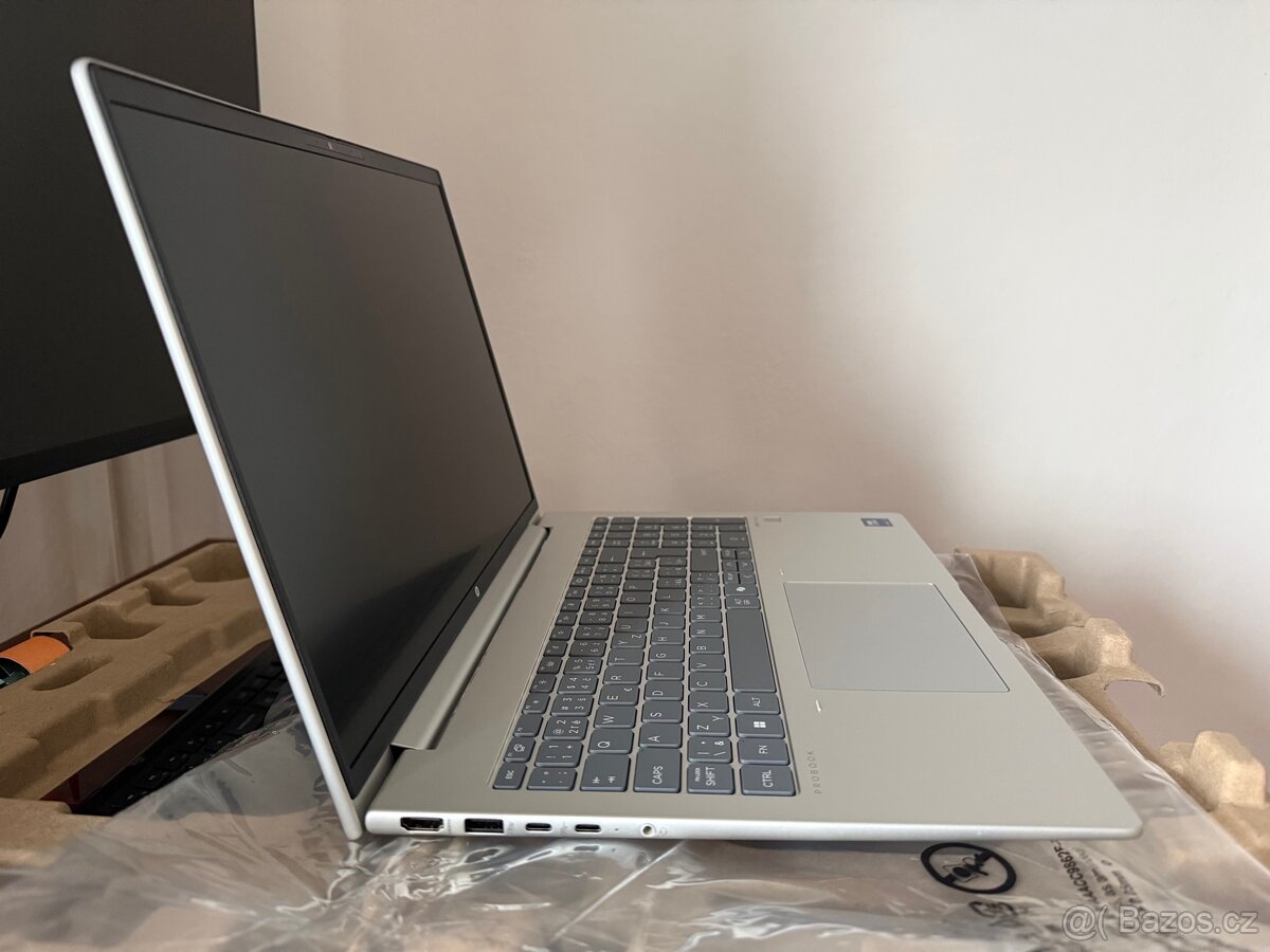 Prodám nový HP ProBook 460 G11 – nepoužitý, pouze rozbalený - 2