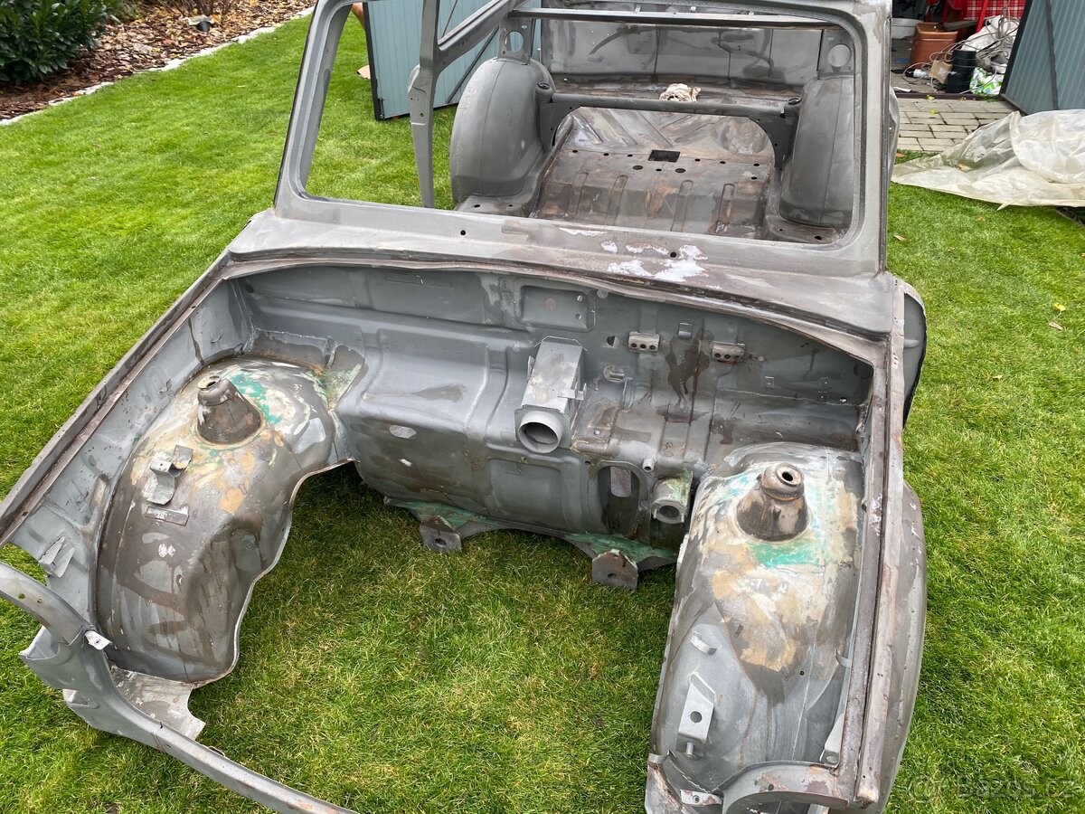 Prodám opískovanou vyvařenou Trabant 601 - 2