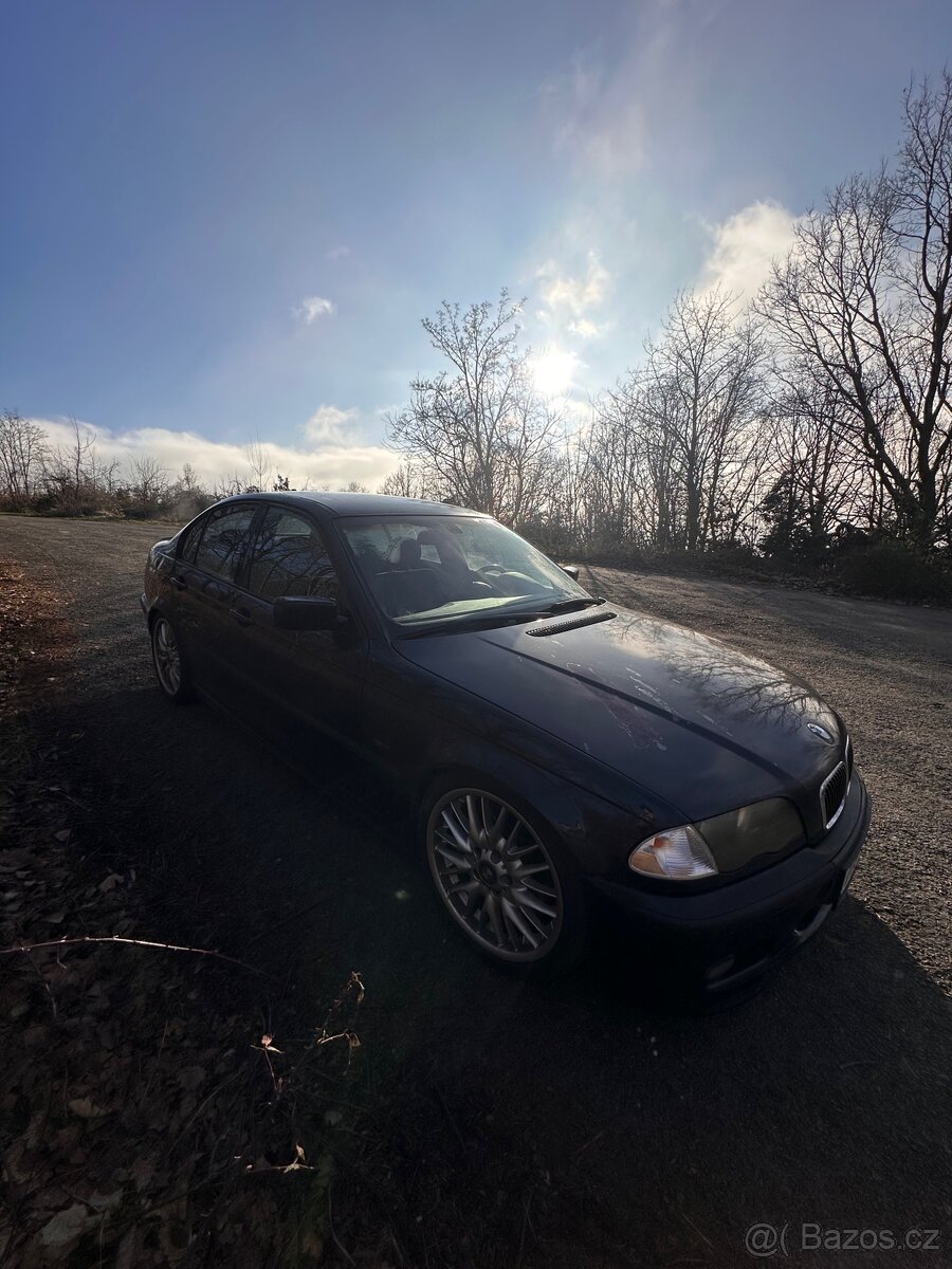 BMW E46 330i - 2