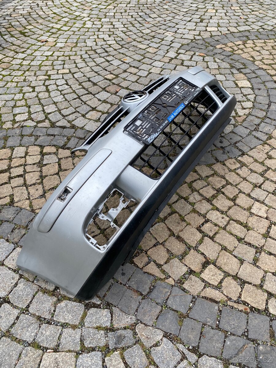 VW Golf 5 přední nárazník - 2