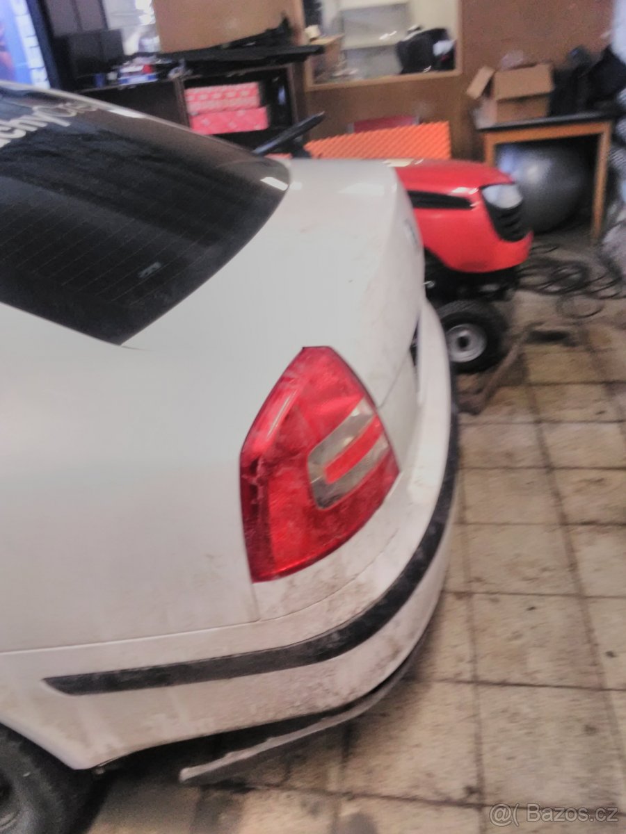 Škoda Octavia 2 1.9 TDI 77kw BXE - 2