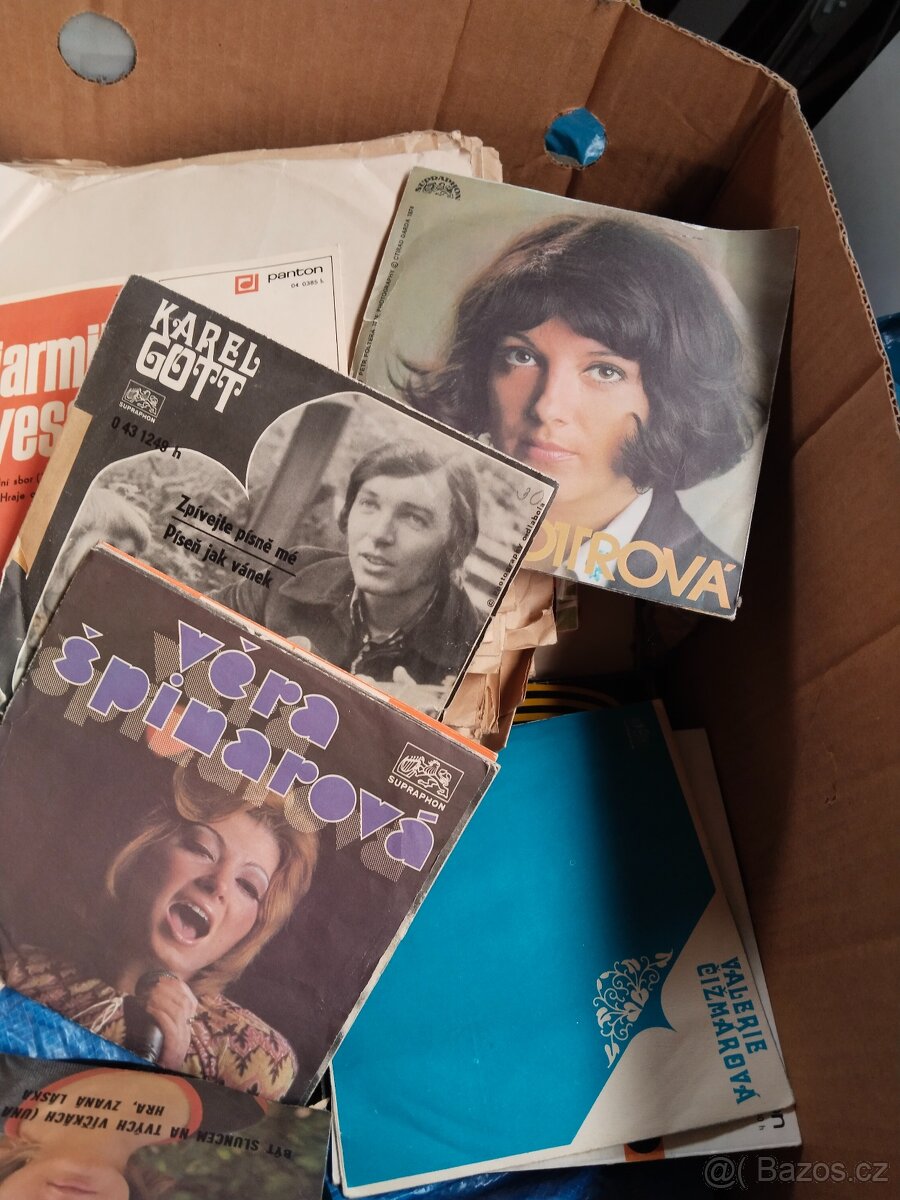 Staré gramofonové desky - 2