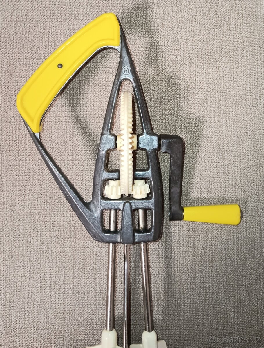 Retro ruční šlehač - 2