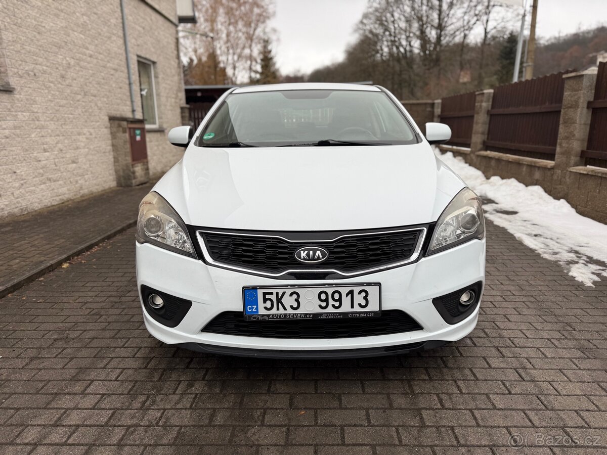 KIA PRO CEED 1,4 CVVT 66kW,NAVI,KLIMA,ROZVODY - 2