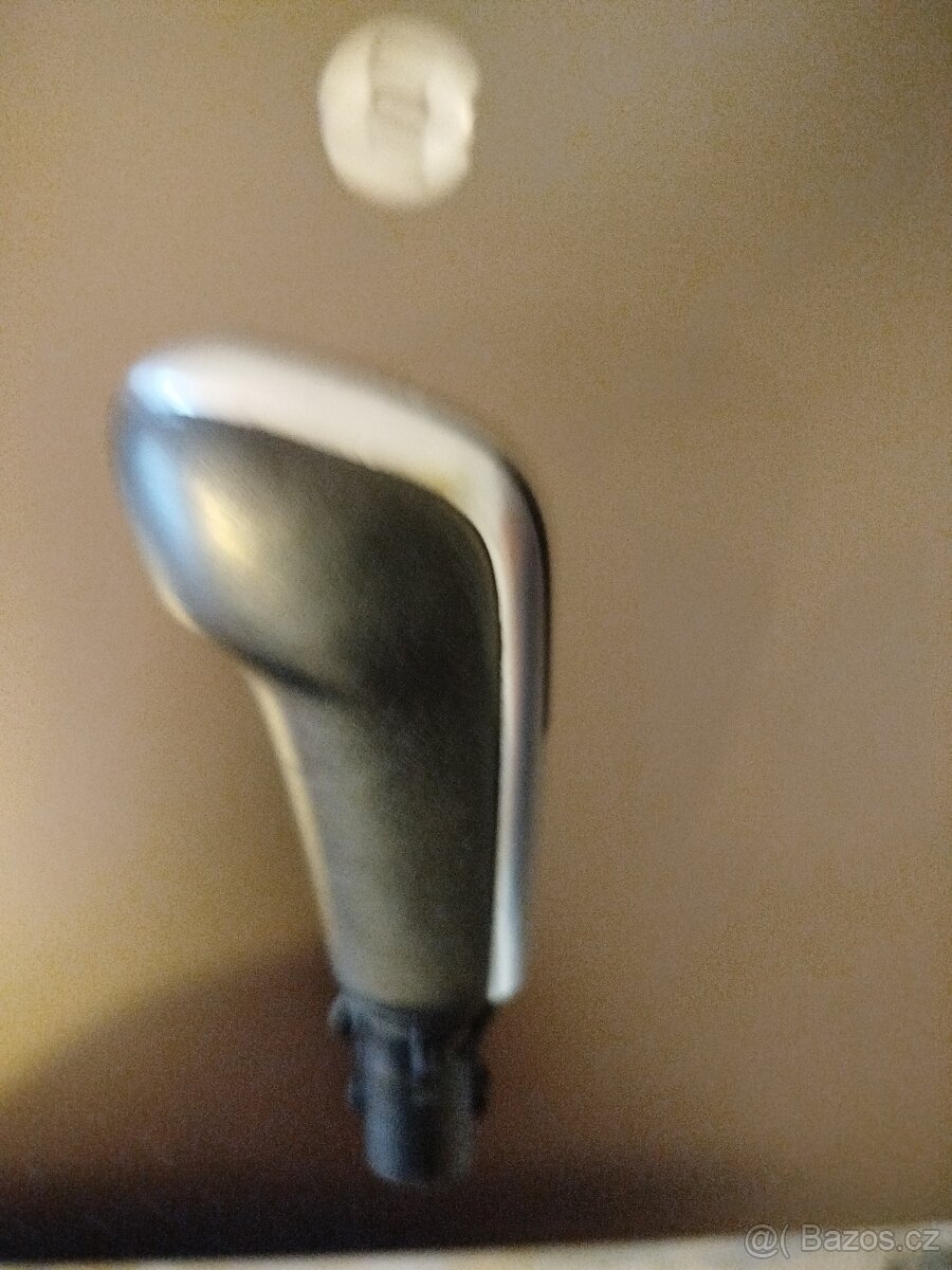 Řadící páka Volvo XC 60 - 2