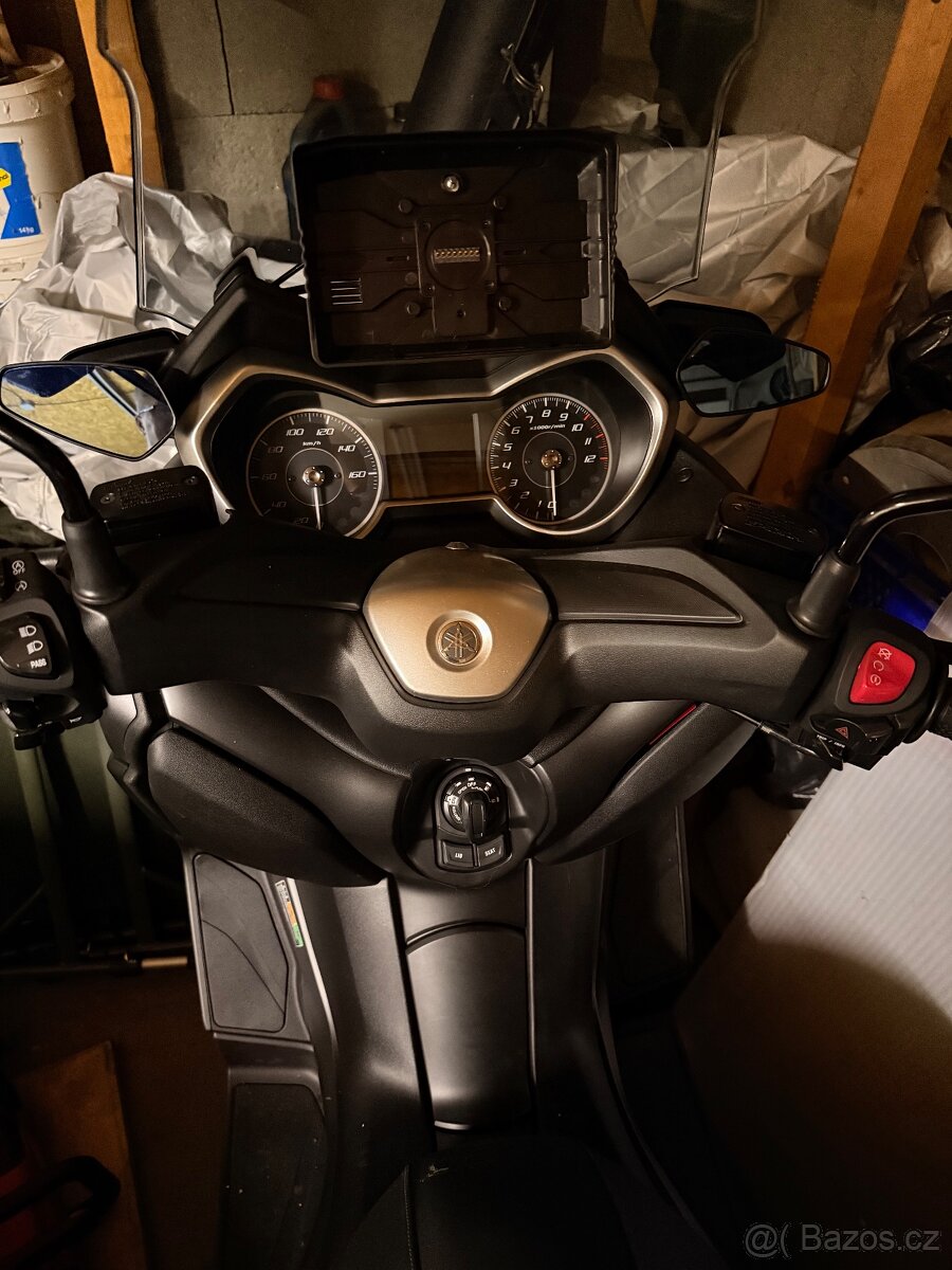 Yamaha X-Max 125 - 2