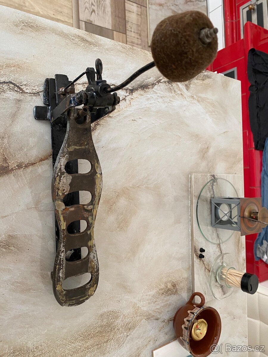 Starožitná šlapka - 2