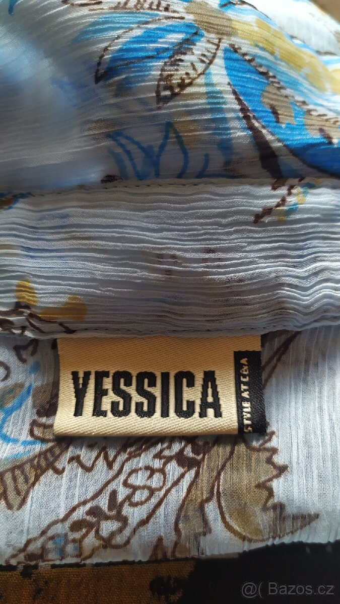 hezká zavinovací halenka - 2