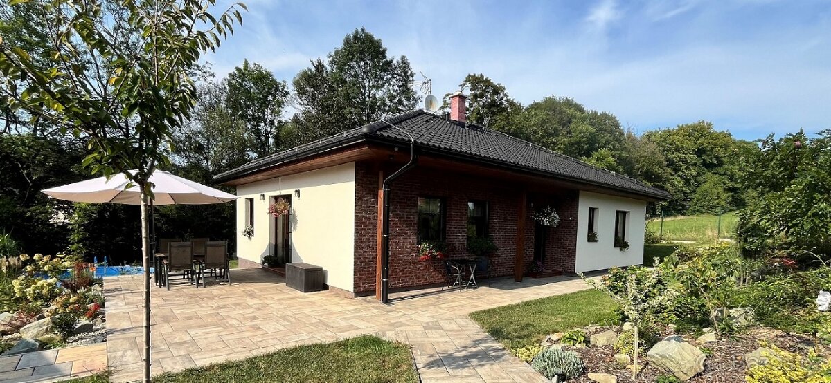 Rodinný dům 4+kk - 2